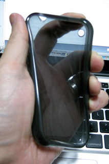 TPU素材のiPhoneカバー